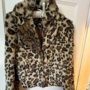 Faux Fur Leopard Print Jacket Size Medium! Only worn a few times! Excellent Cond